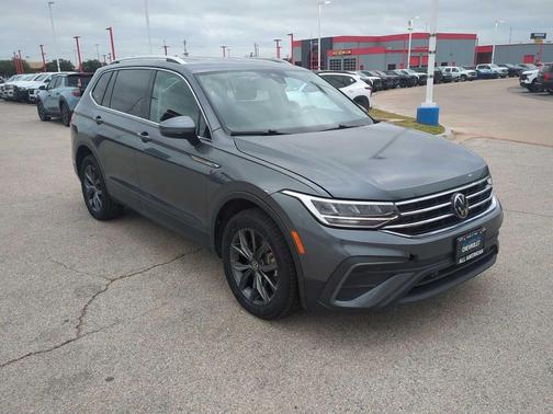 2024 Volkswagen Tiguan 2.0T SE