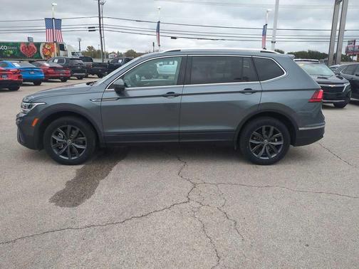 2024 Volkswagen Tiguan 2.0T SE