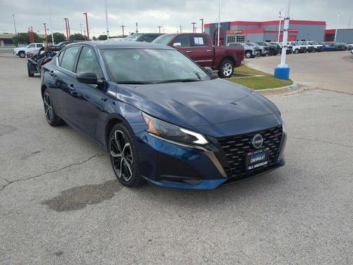 Deep Blue Pearl 2024 Nissan Altima 2.5 SR