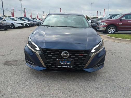 Deep Blue Pearl 2024 Nissan Altima 2.5 SR