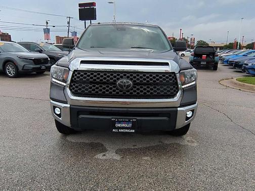 Magnetic Gray Metallic 2018 Toyota Tundra SR5