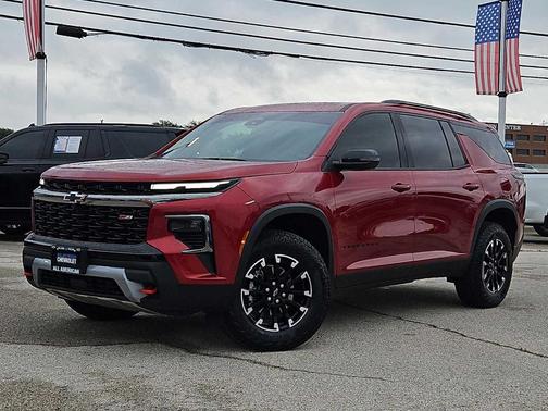 Radiant Red 2026 Chevrolet Traverse Z71