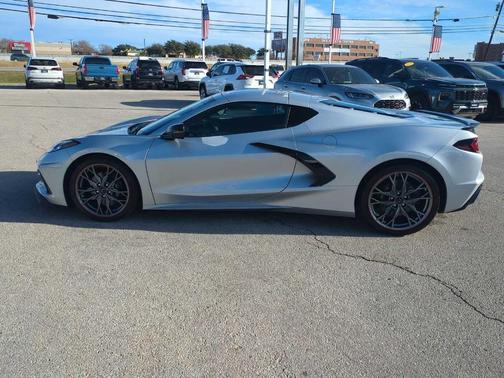 2026 Chevrolet Corvette Stingray w/1LT