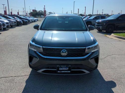 2022 Volkswagen Taos 1.5T S