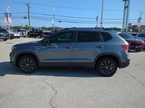 2022 Volkswagen Taos 1.5T S