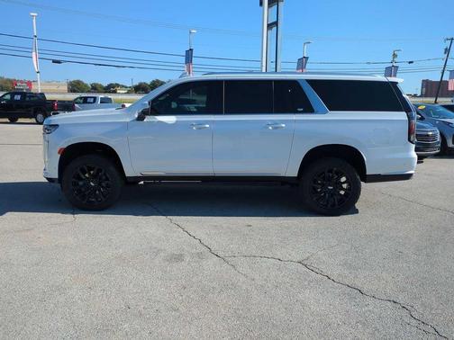 2024 Cadillac Escalade ESV Premium Luxury