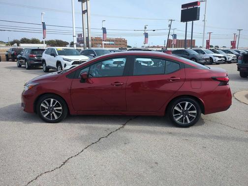 2024 Nissan Versa 1.6 SV