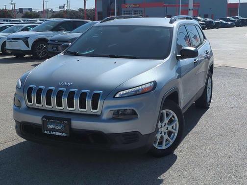 2017 Jeep Cherokee Sport