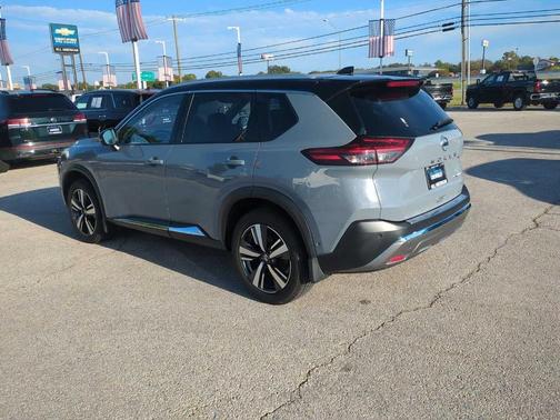 2021 Nissan Rogue Platinum