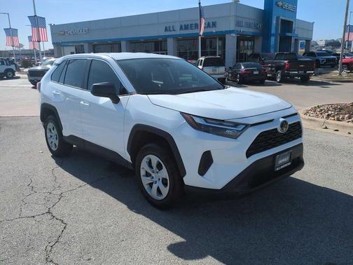 2024 Toyota RAV4 LE