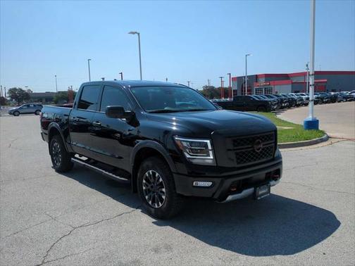 2023 Nissan Titan PRO-4X