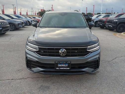 2023 Volkswagen Tiguan 2.0T SE R-Line Black