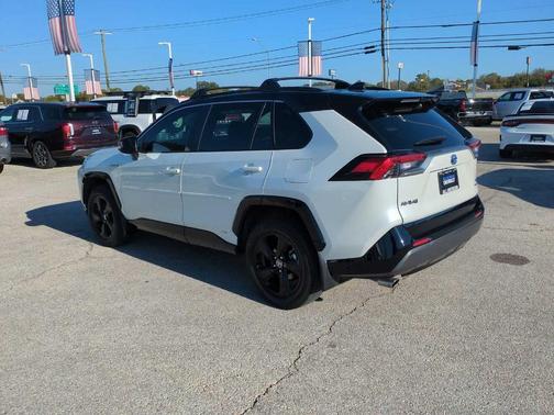 2020 Toyota RAV4 Hybrid XSE