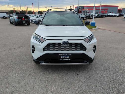 2019 Toyota RAV4 Hybrid XSE