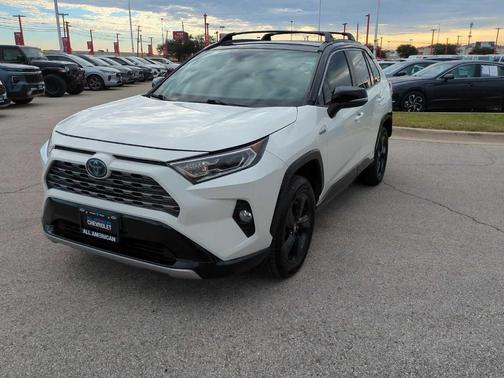 2019 Toyota RAV4 Hybrid XSE