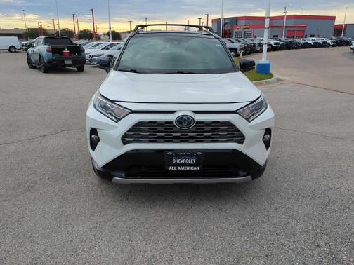 2019 Toyota RAV4 Hybrid XSE