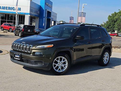 2016 Jeep Cherokee Sport