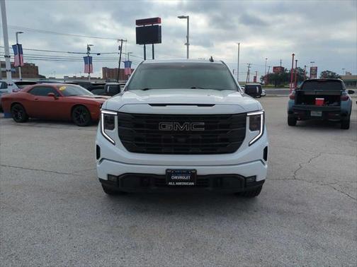 2022 GMC Sierra 1500 Elevation