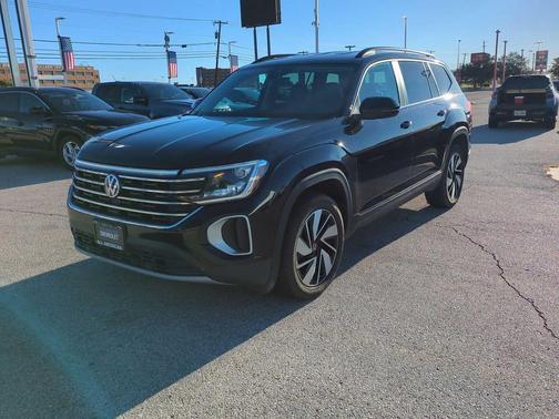 2024 Volkswagen Atlas 2.0T SE