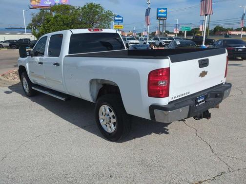 White 2011 Chevrolet Silverado 3500