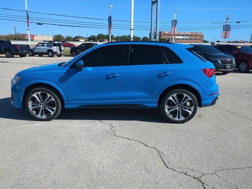 2022 Audi Q3 45 S line Premium Plus