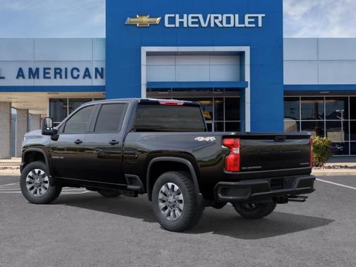 Black 2026 Chevrolet Silverado 2500 Custom