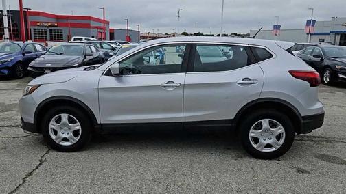 Brilliant Silver 2018 Nissan Rogue Sport S