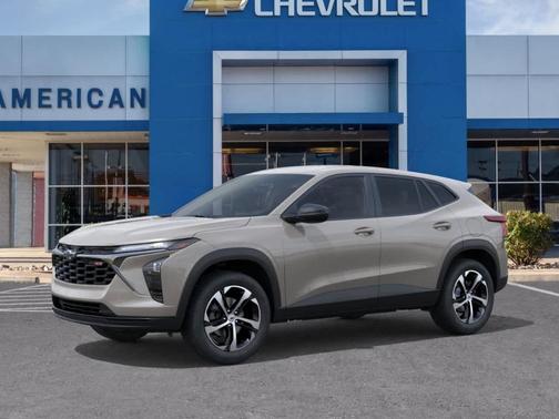 Beige 2026 Chevrolet Trax 1RS