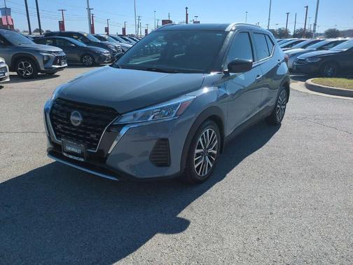 2022 Nissan Kicks SV