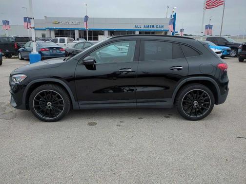 2021 Mercedes-Benz GLA 250 Base 4MATIC