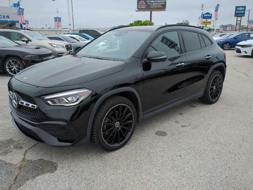 2021 Mercedes-Benz GLA 250 Base 4MATIC