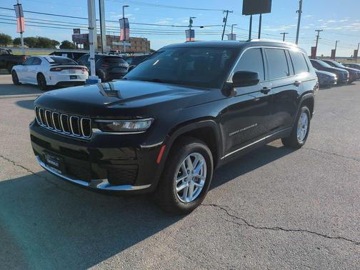 2023 Jeep Grand Cherokee L Laredo