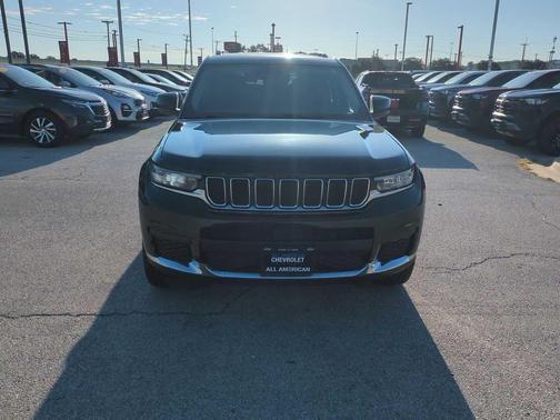 2023 Jeep Grand Cherokee L Laredo