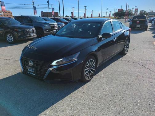 2024 Nissan Altima 2.5 SV