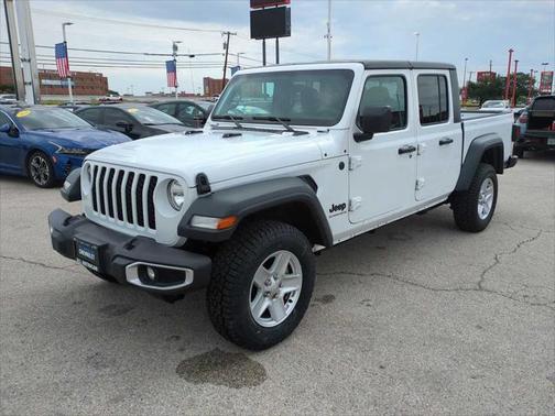 2023 Jeep Gladiator Sport