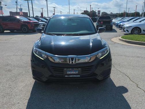 Crystal Black Pearl 2019 Honda HR-V LX