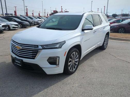 2023 Chevrolet Traverse Premier