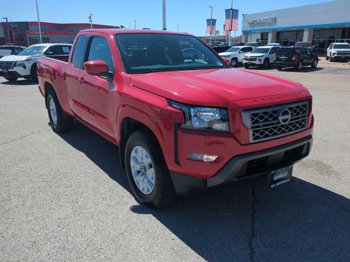 2022 Nissan Frontier SV