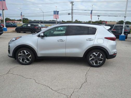 2022 Kia Sportage EX