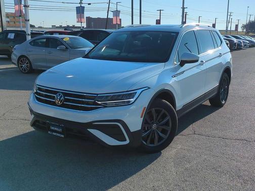 2024 Volkswagen Tiguan 2.0T SE