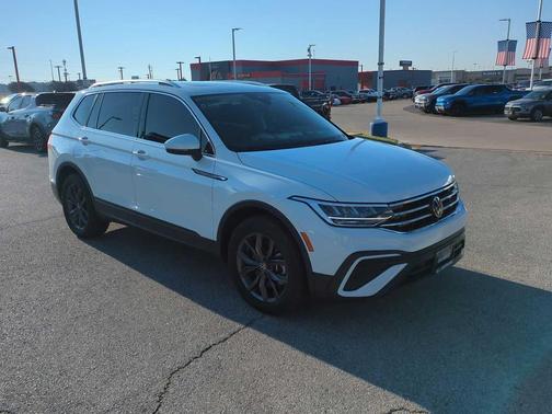 2024 Volkswagen Tiguan 2.0T SE