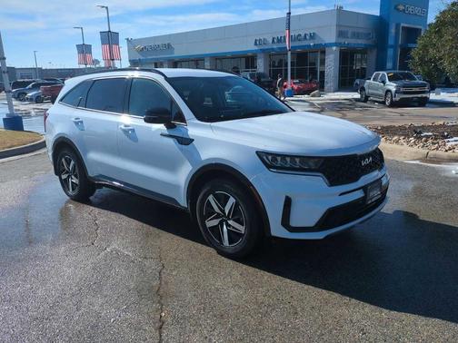 2022 Kia Sorento S