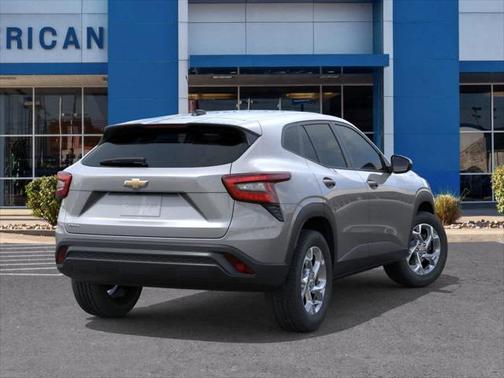 2025 Chevrolet Trax LS