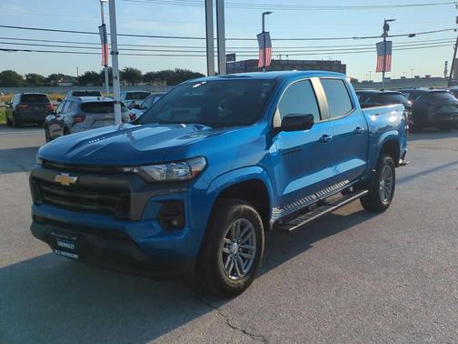 2023 Chevrolet Colorado LT