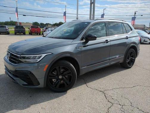 2023 Volkswagen Tiguan 2.0T SE R-Line Black