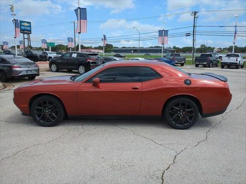 2021 Dodge Challenger SXT