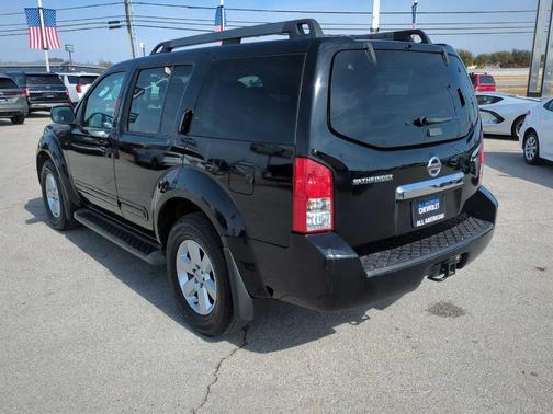2012 Nissan Pathfinder SV