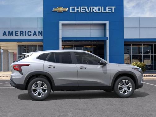 Sterling Gray Metallic 2026 Chevrolet Trax LS