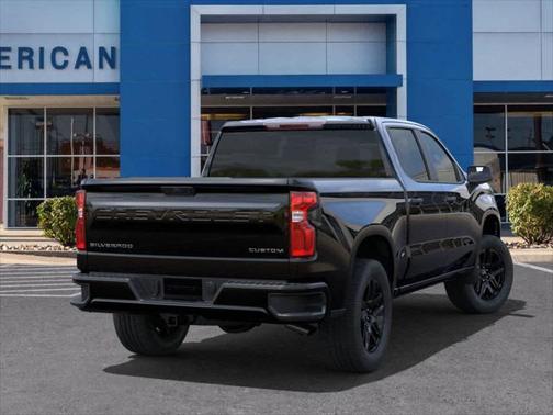 2025 Chevrolet Silverado 1500 Custom