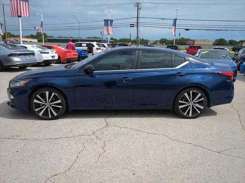 2021 Nissan Altima 2.5 SR